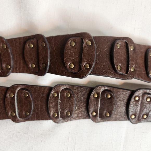 Relic Woman's Brown and Brass Studded Mod Link Section Belt, Size XL - Picture 4 of 9
